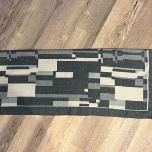 Elegant, Contemporary Cashmere & Cotton Wrap or Scarf